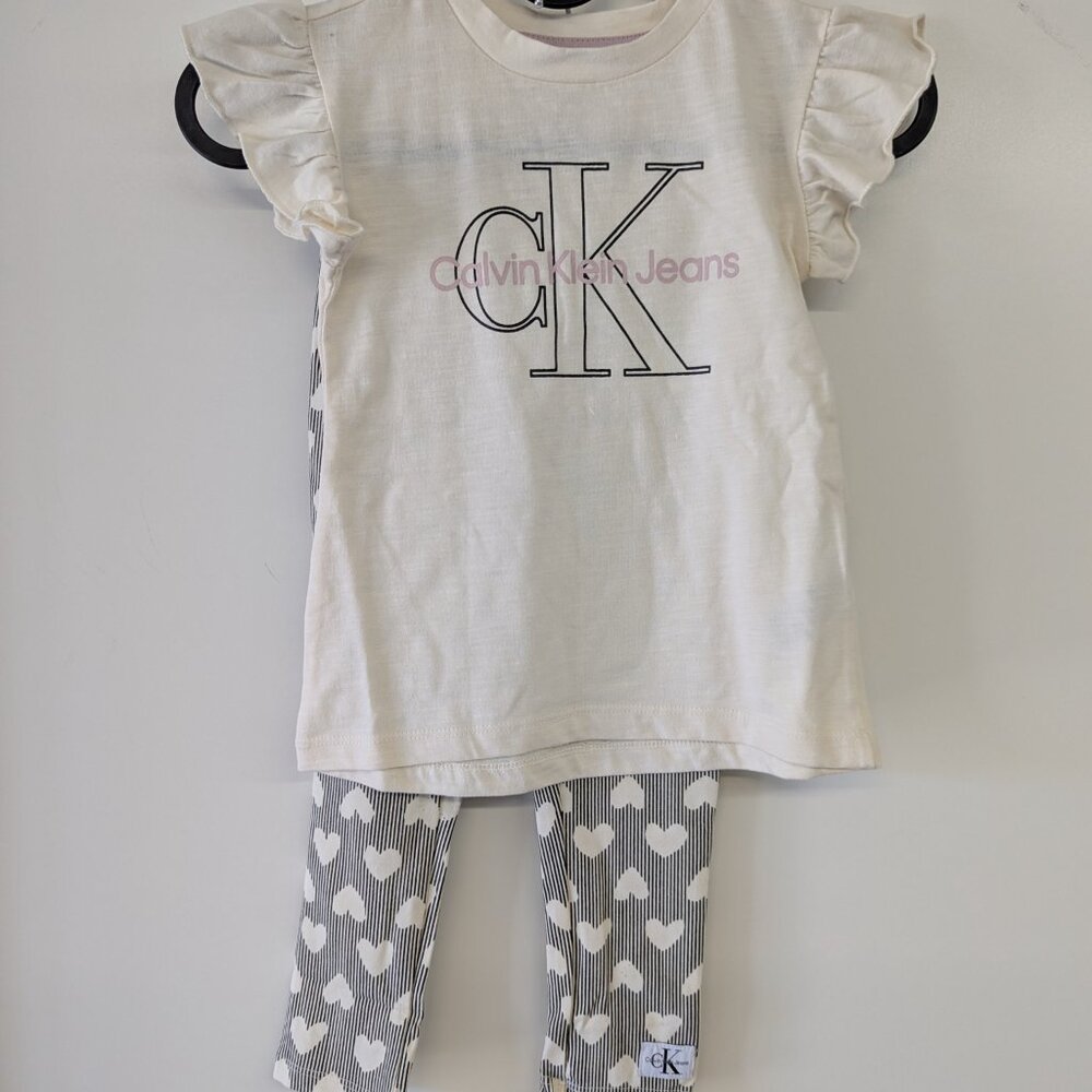 2 Piece Calvin Klein outfit for girls Size 3T NEW